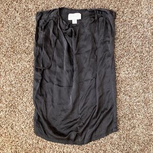 Brochu Walker Grey 100% Silk Short Sleeve Top